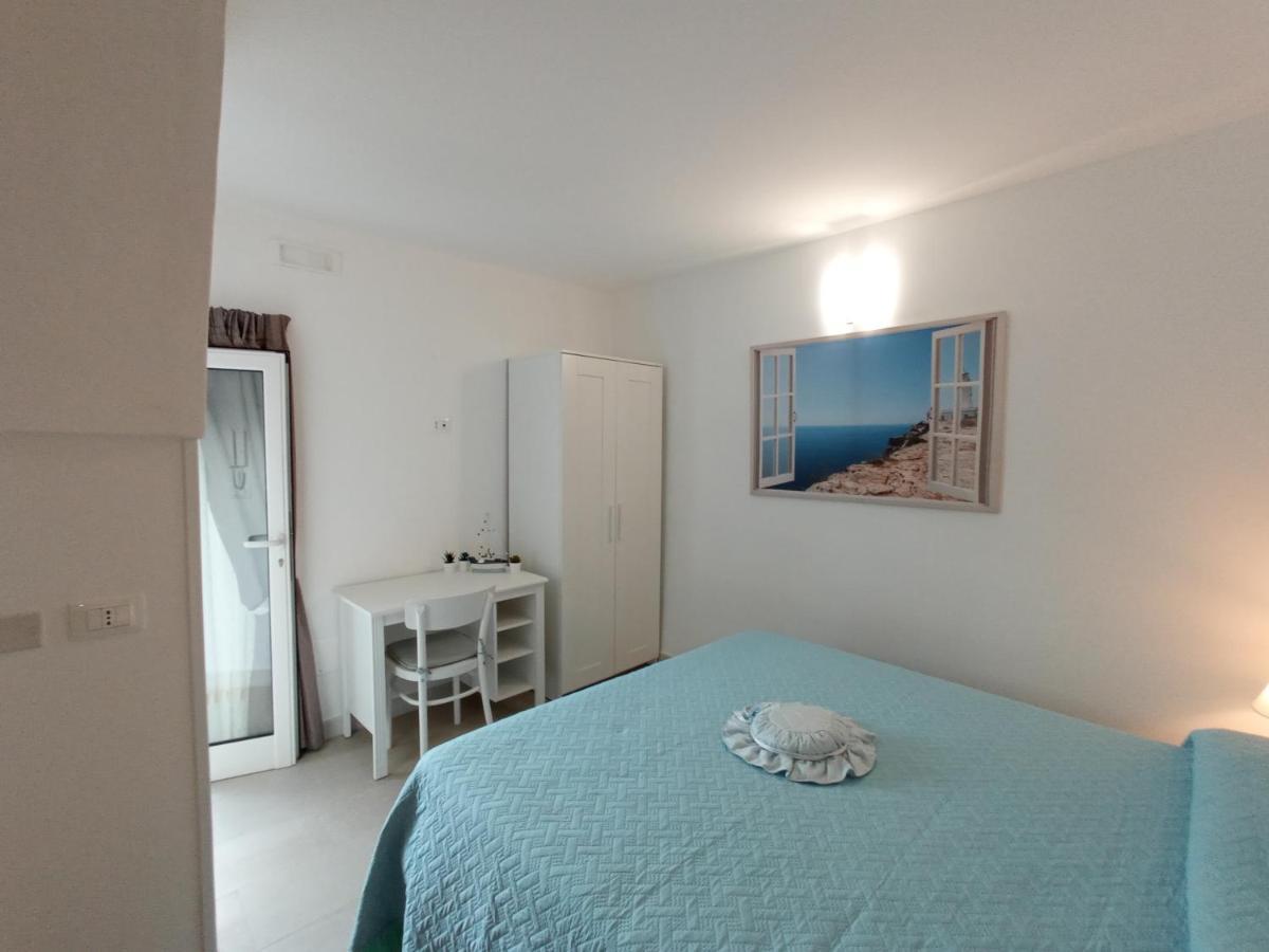 Casa Vacanze Iremia ポリニャーノ・ア・マーレ エクステリア 写真